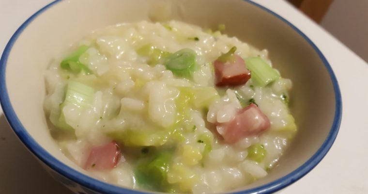 risotto chou frisé, oignons frais et lard